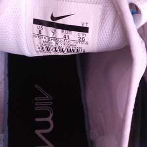 Nike Shoes - Original Nike Airmax 270 Nike Shoes - Original Nike Airmax 270